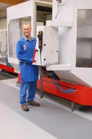 ErgoSoft DrainFit NBRplus geperforeerde ergonomische werkplekmat | nat - oliën - spanen - lassen