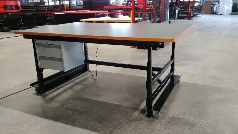 ErgoStore Industrial hoogteverstelbare werktafel